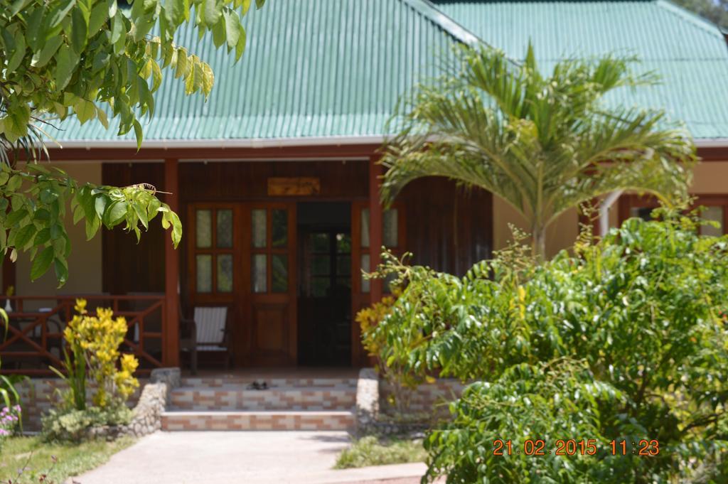 Paradise Flycatcher'S Lodge ลาดิก ภายนอก รูปภาพ